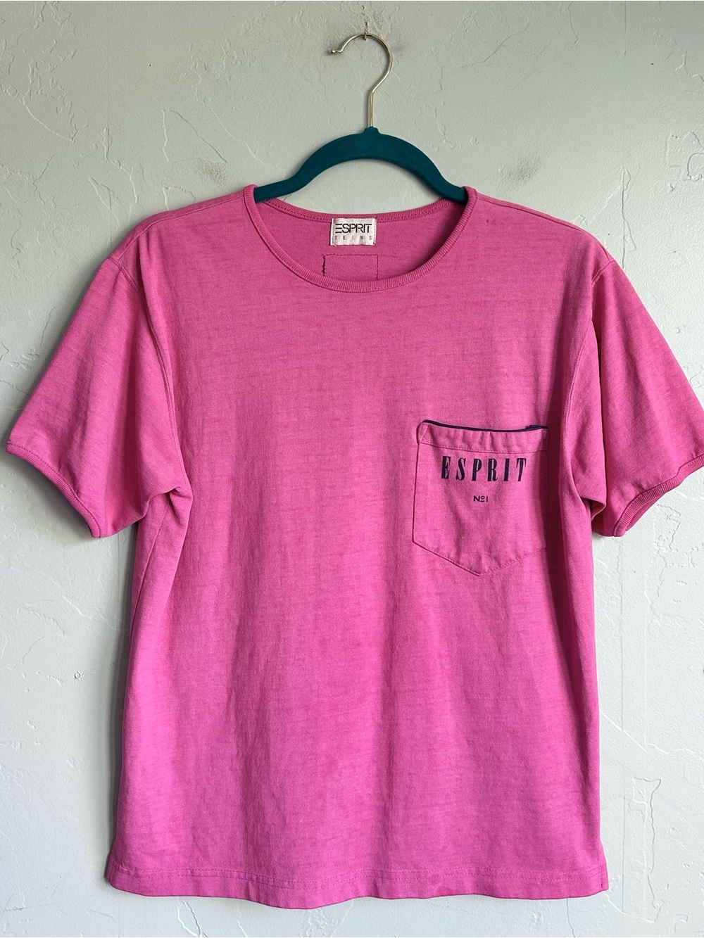 Vintage 90’s Esprit Pink Pocket Short Sleeve Tee Size Medium